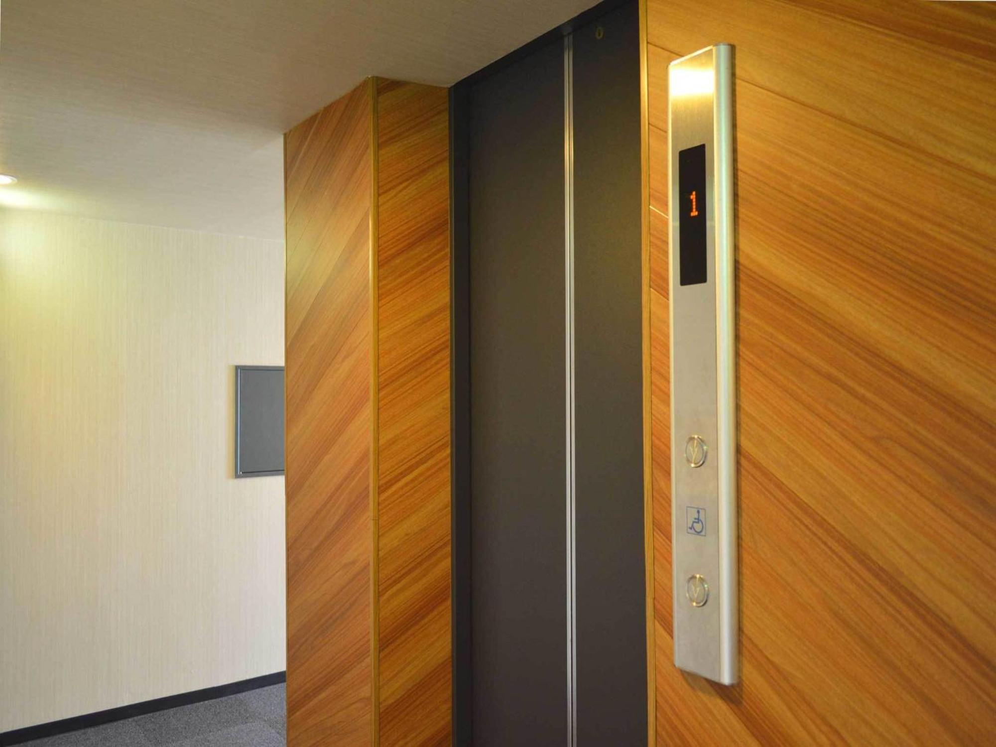 Shizuoka Victoria Hotel Екстериор снимка